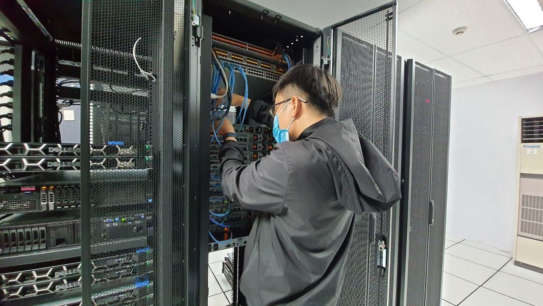 Server - Công ty TNHH MTV Công nghệ Đại Việt Số